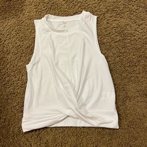 Beyond Yoga XS tank